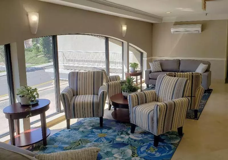 호텔 Best Western Plus Marina Shores