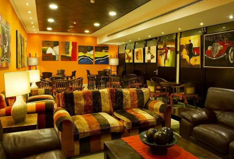 ホテル Ciudad de Sabiñánigo