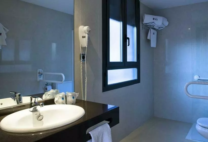 ホテル Ciudad de Sabiñánigo