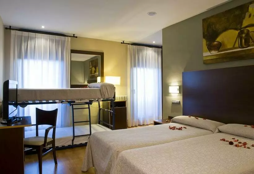 ホテル Ciudad de Sabiñánigo