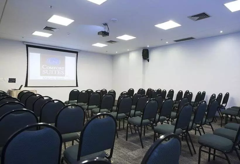 酒店 Comfort Suites Macaé