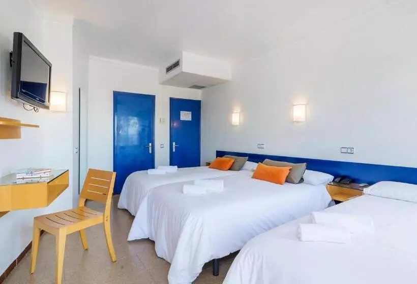 Отель & Diving Les Illes