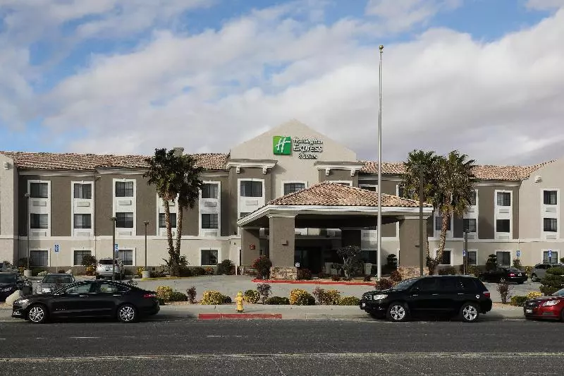 Holiday Inn Express Hotel & Suites Hesperia By Ihg