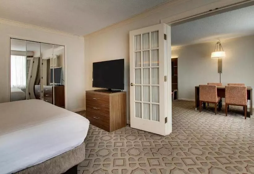 هتل Holiday Inn Express Poughkeepsie, An Ihg