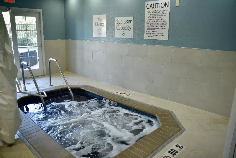 ホテル Holiday Inn Express Windsor Sonoma Wine Country, An Ihg