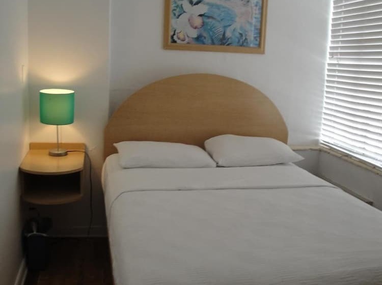 هتل Island House South Beach