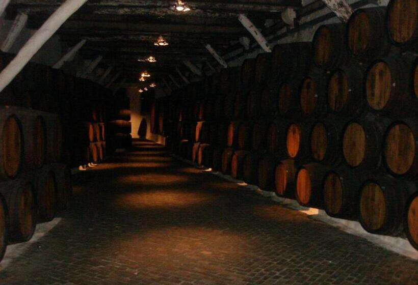 فندق La Fontaine