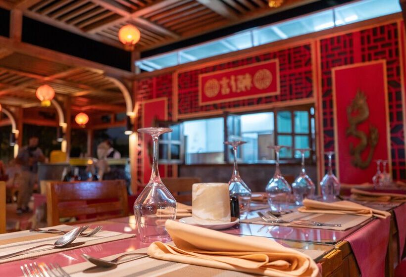 استراحتگاه JAZ Royal Palmariva