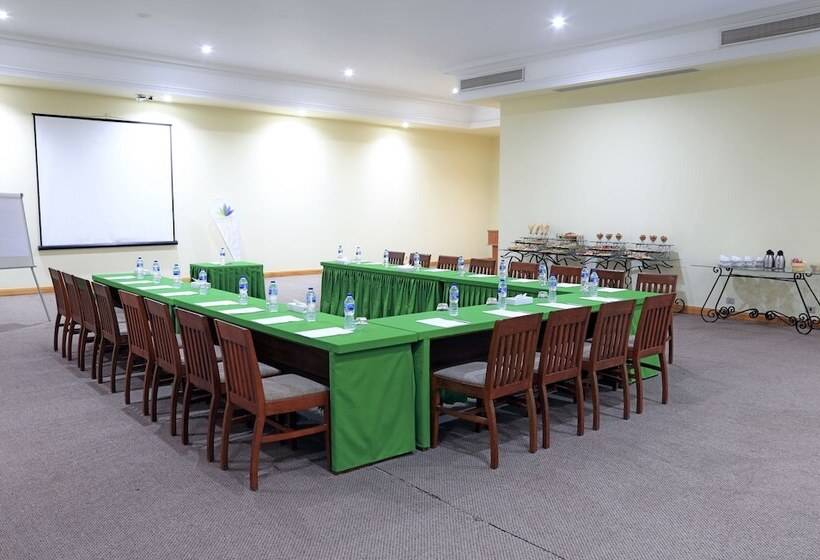 استراحتگاه JAZ Royal Palmariva