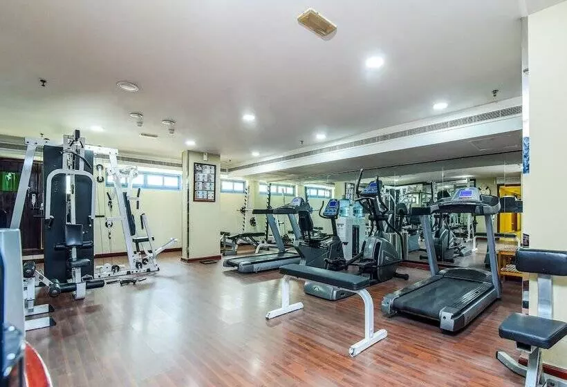 هتل Landmark Summit