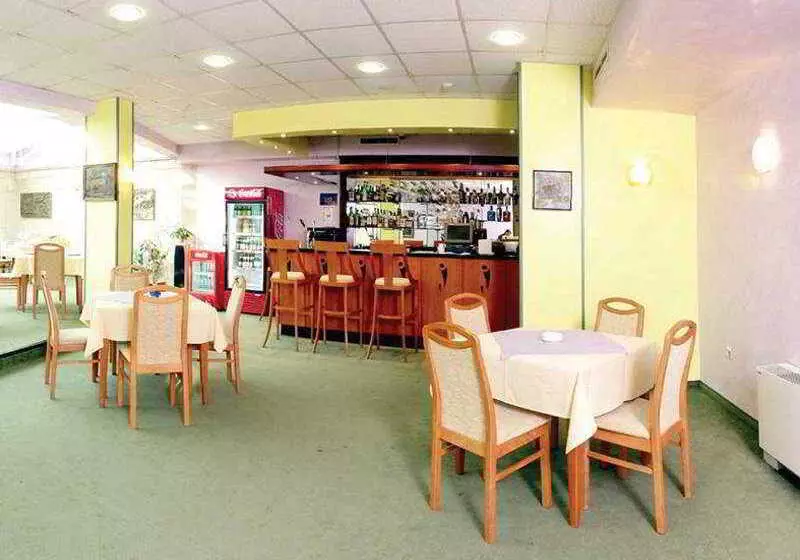 בית מלון כפרי Light