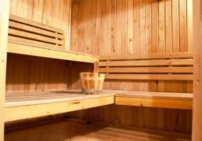 בית מלון כפרי Light