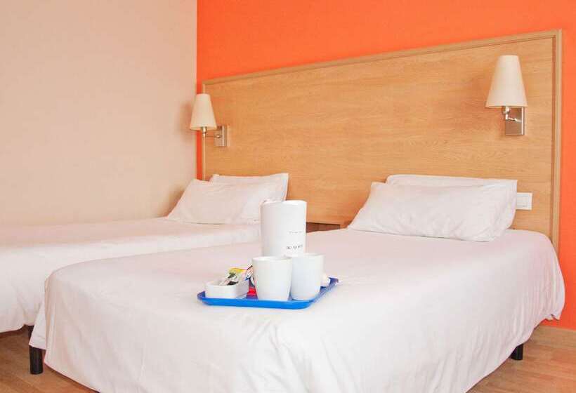 ホテル Travelodge Barcelona Fira