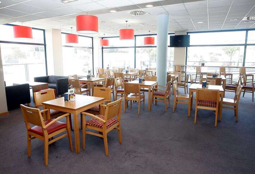 ホテル Travelodge Barcelona Fira