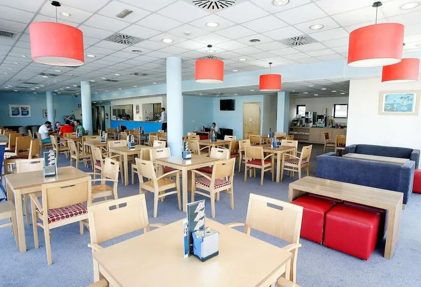 هتل Travelodge Barcelona Fira