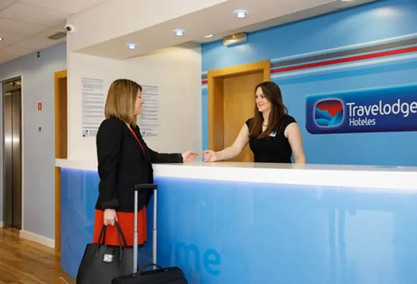 هتل Travelodge Barcelona Fira