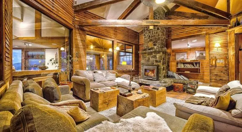 ホテル Weskar Lodge