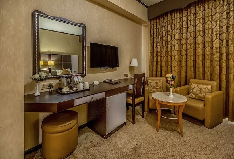 The Park Hotel Formerly Al Jawhara Gardens