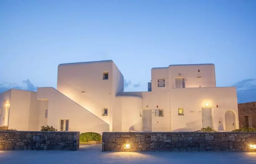 בית מלון כפרי Aeolos Resort