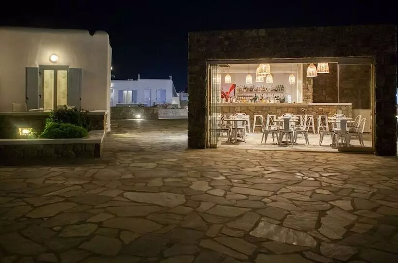 בית מלון כפרי Aeolos Resort