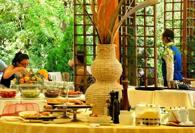 Отель Alberi del Paradiso