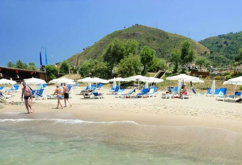 Отель Alberi del Paradiso