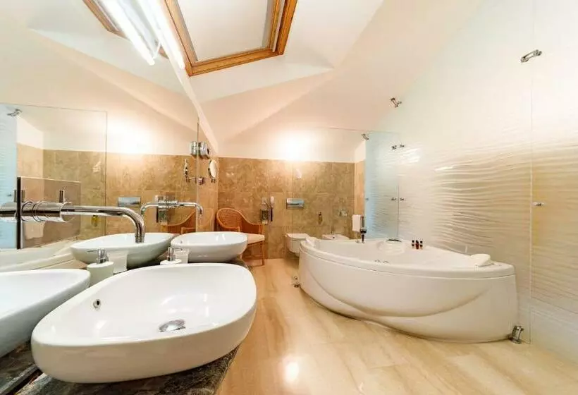 Отель Alberi del Paradiso