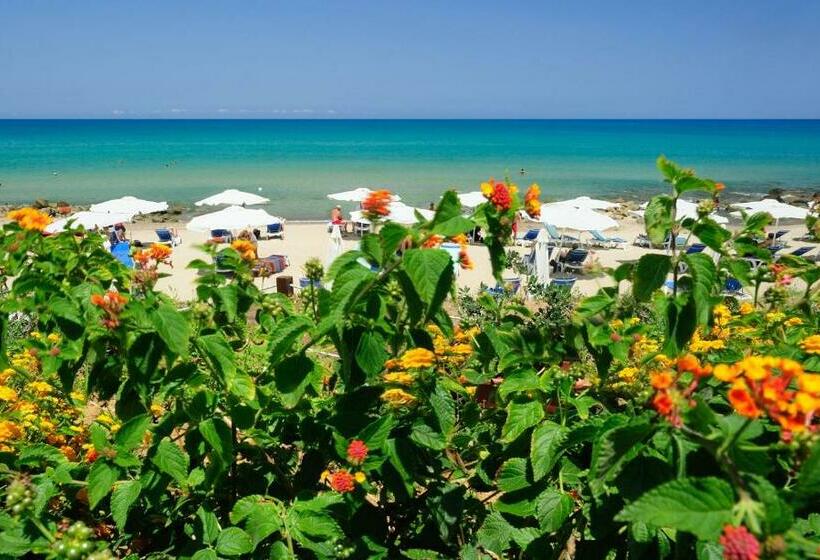 ホテル Alberi del Paradiso