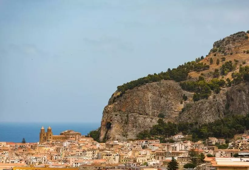 Отель Alberi del Paradiso