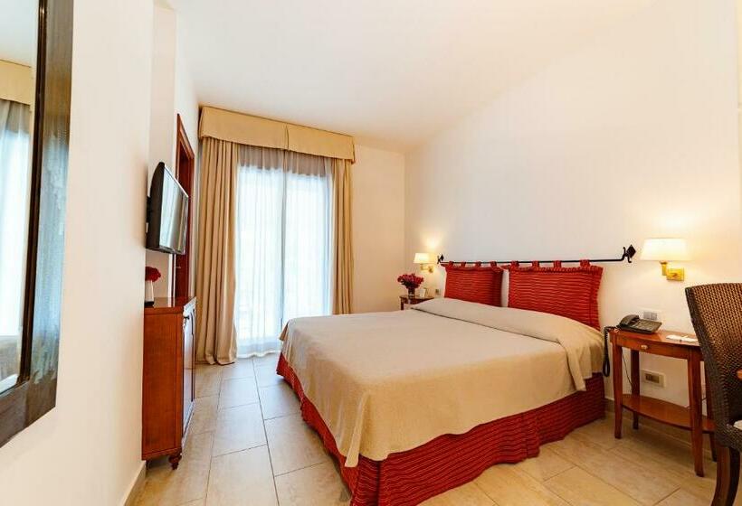 ホテル Alberi del Paradiso