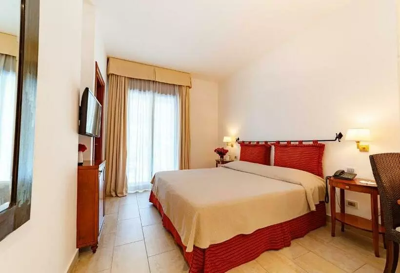 Отель Alberi del Paradiso