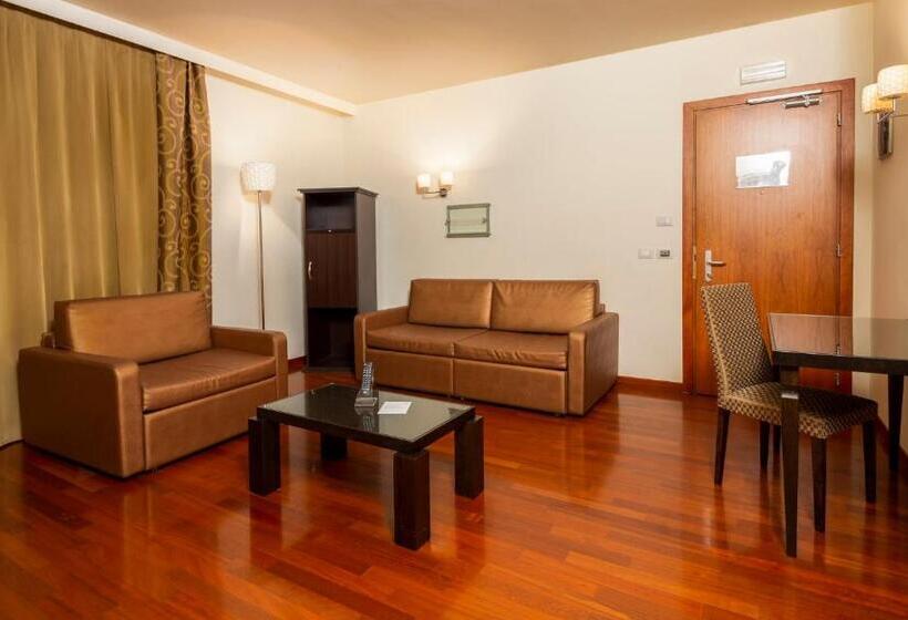 בית מלון כפרי Crowne Plaza Venice East, An Ihg