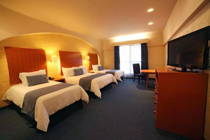 Hotelli Flamingo Inn