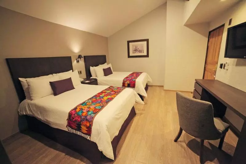 Hotelli Flamingo Inn