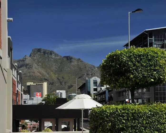 酒店 Garden Court Victoria Junction