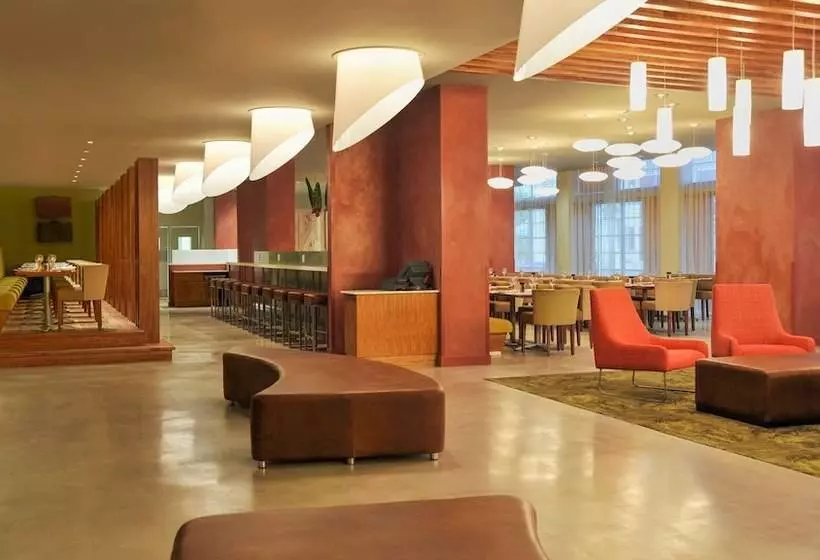 酒店 Garden Court Victoria Junction