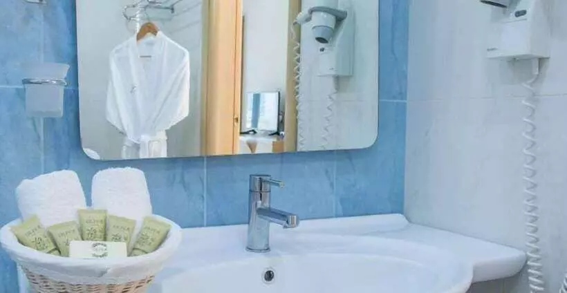 Hotel Golden Milos Beach