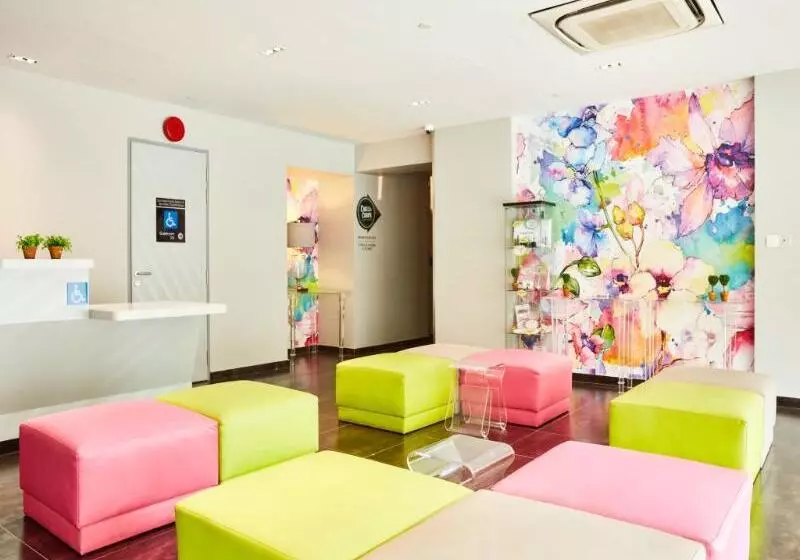 ホテル Ibis Budget Singapore Selegie