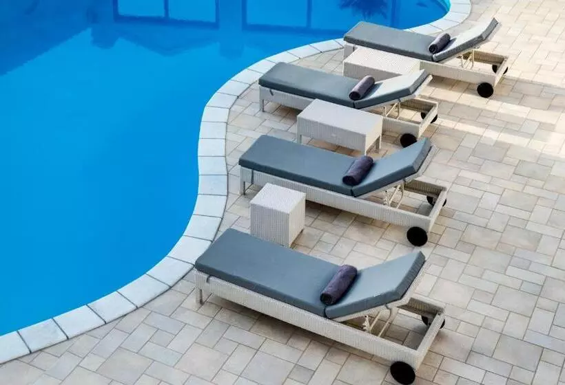 هتل Lofos Village