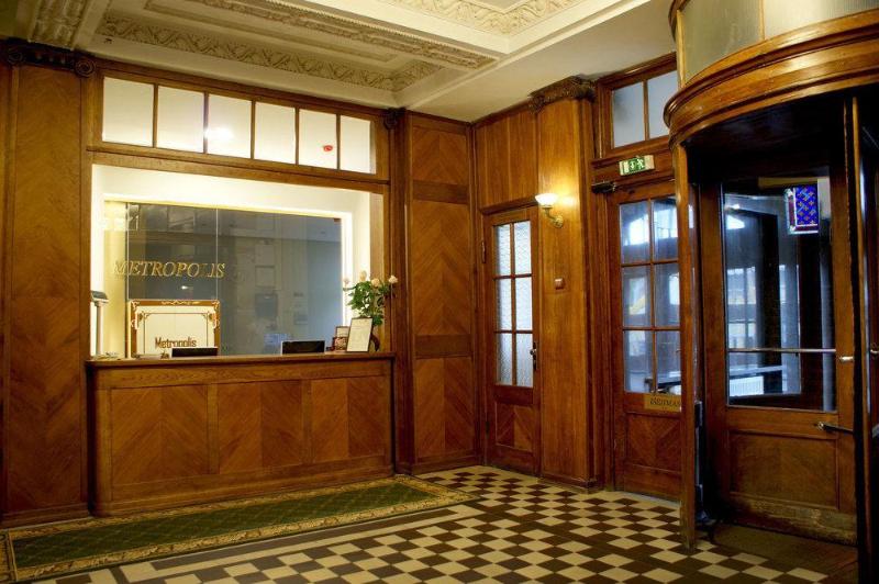 هتل Metropolis