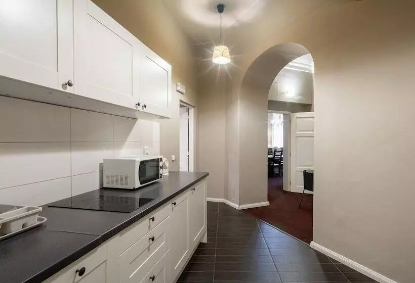 هتل Palác U Kočků By Adrez, Palace At The Cats