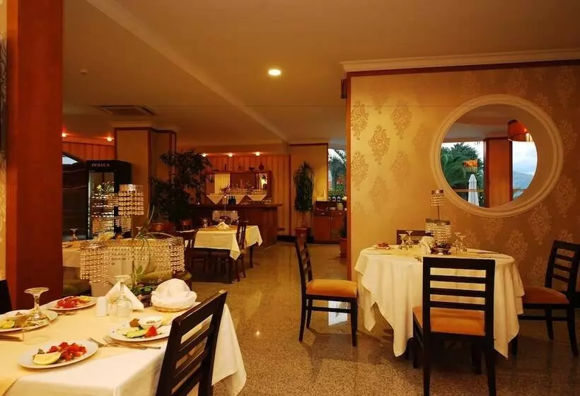 Pasa Beach Hotel All Inclusive