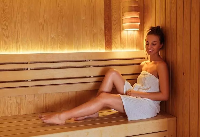 酒店 Utopia Beach Club