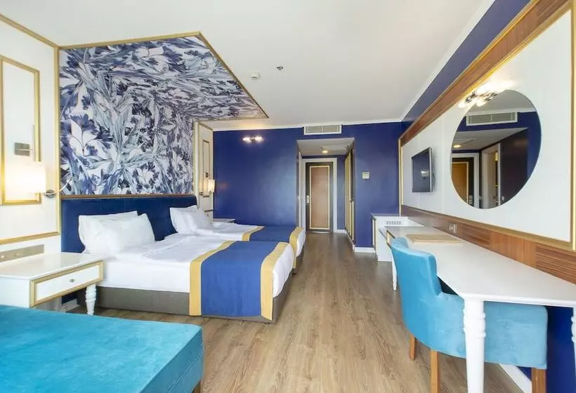 酒店 Utopia Beach Club