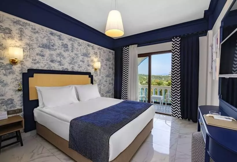 酒店 Utopia Beach Club