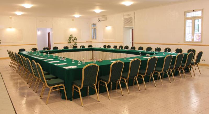 فندق Villa Aricia