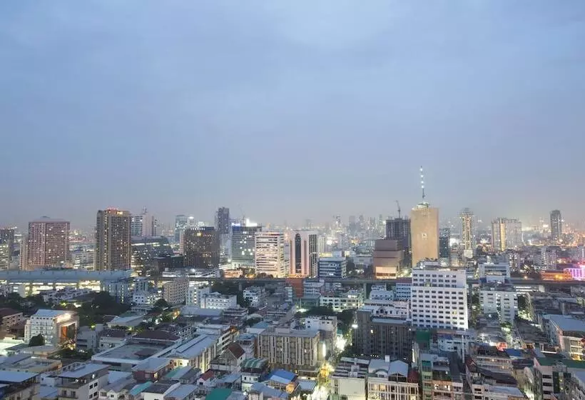 Centre Point Plus Hotel Pratunam