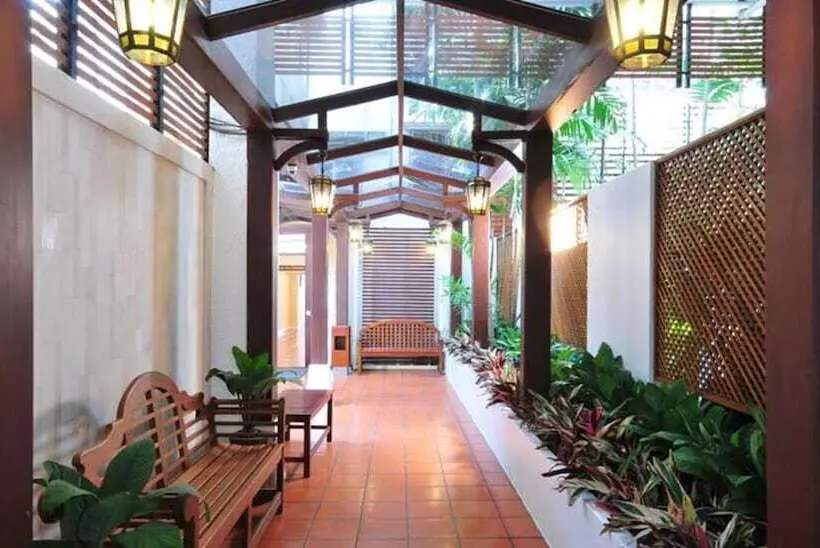 Centre Point Plus Hotel Pratunam