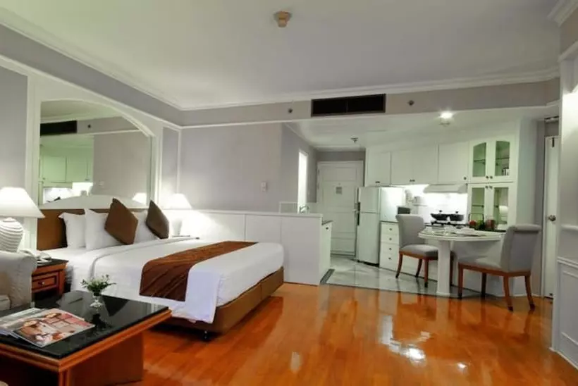 Centre Point Plus Hotel Pratunam