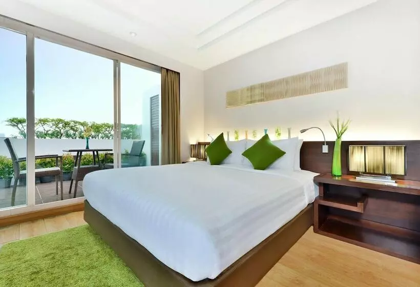 Centre Point Plus Hotel Pratunam